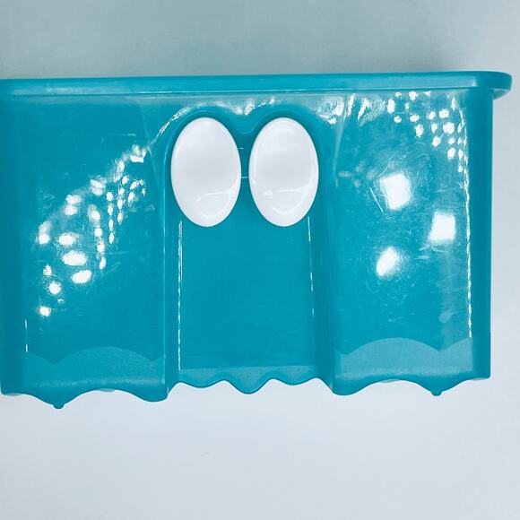 Tupperware FridgeSmart Herb Keeper Teal - Picture 2 of 4